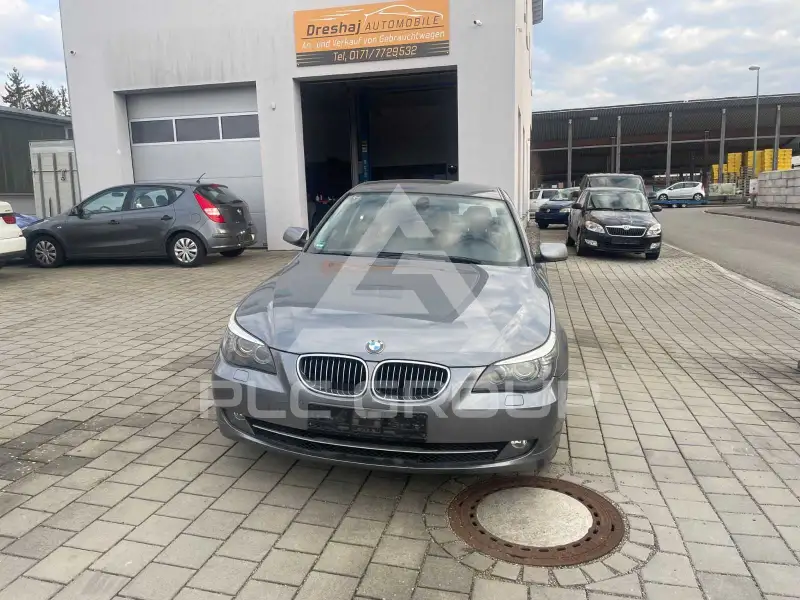 2007 BMW 523