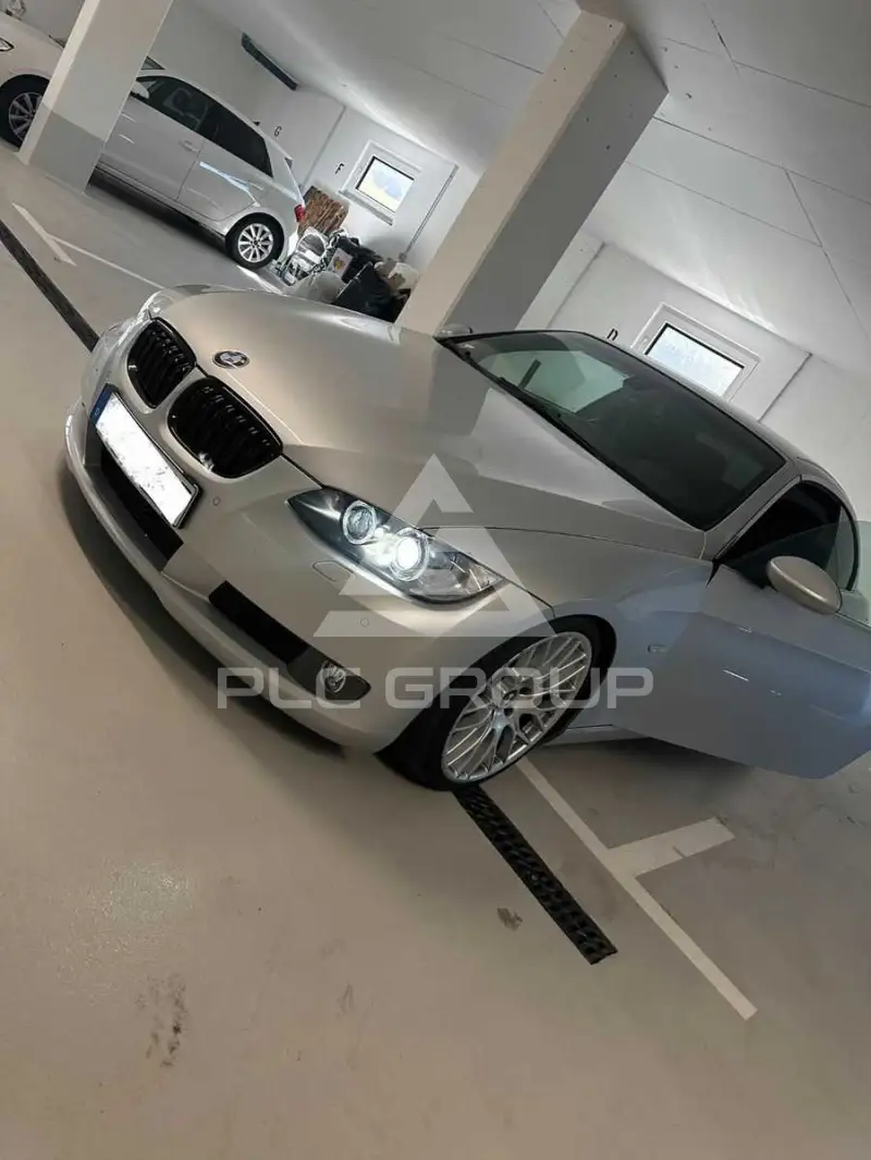 2007 BMW 320