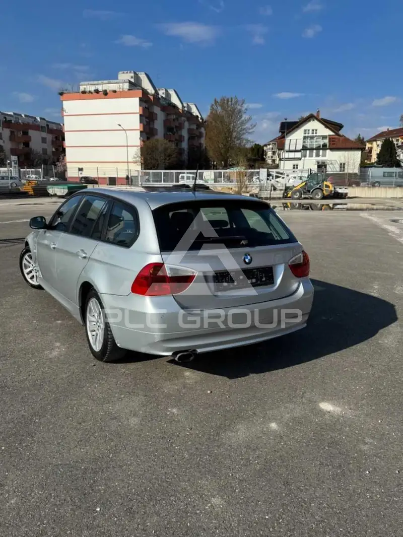 2007 BMW 320