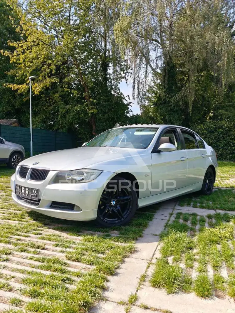 2007 BMW 320