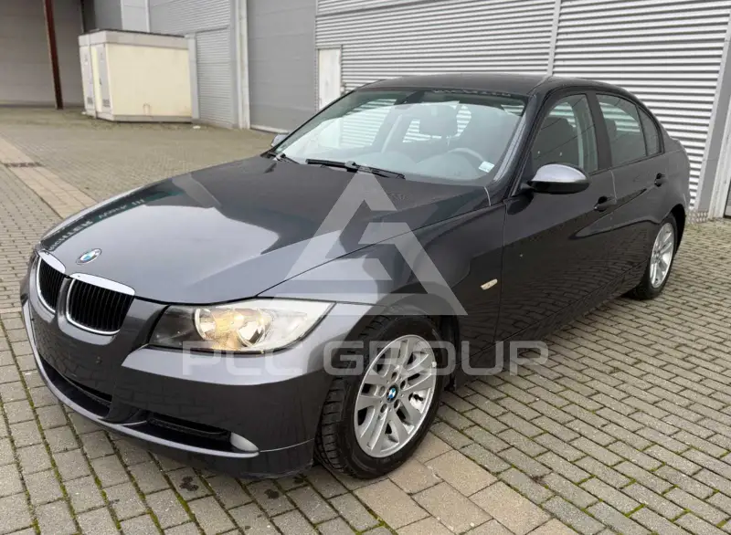2007 BMW 318