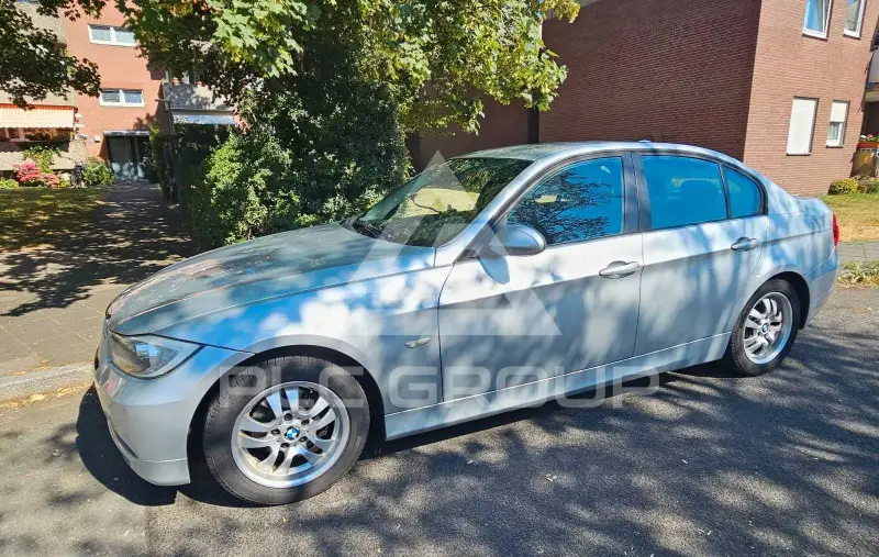 2007 BMW 318