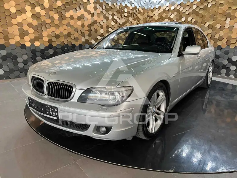 2007 BMW 745