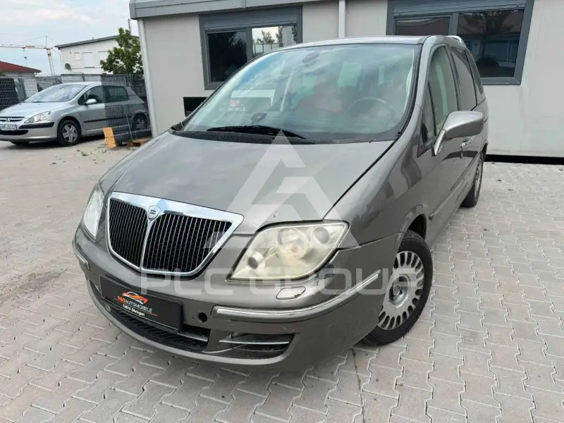 2007 Lancia Phedra