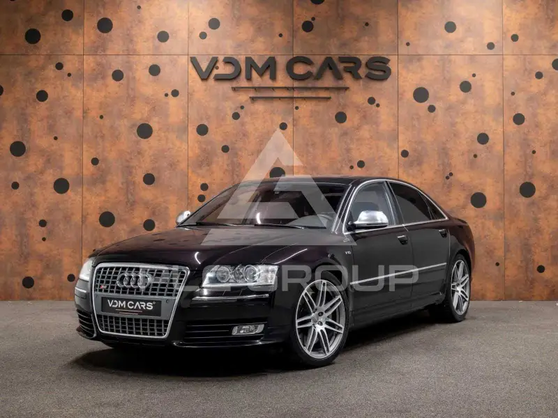 2007 Audi S8