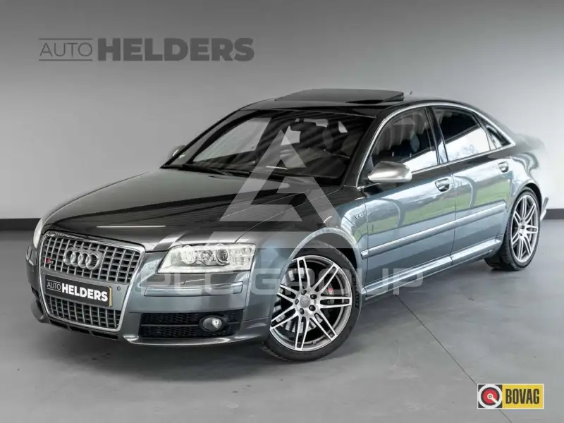 2007 Audi S8