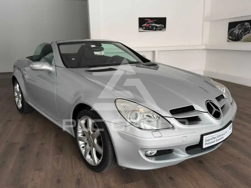 2007 Mercedes Benz SLK 200