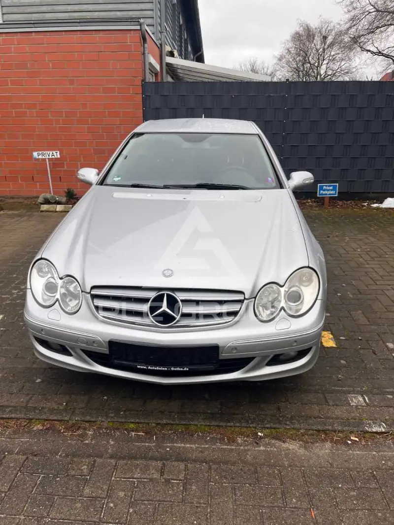 2007 Mercedes Benz CLK 200