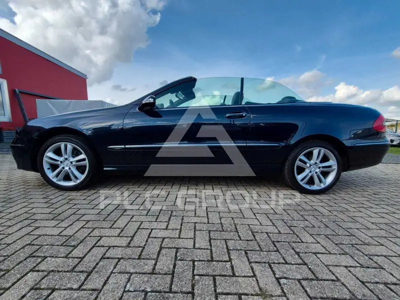 2007 Mercedes Benz CLK 200