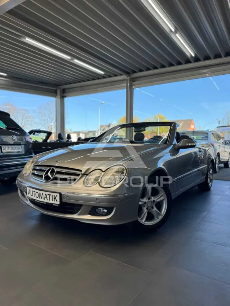 2007 Mercedes Benz CLK 200