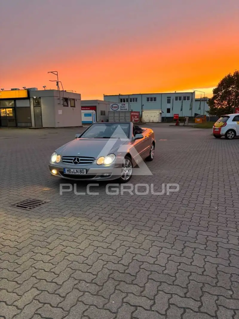 2007 Mercedes Benz CLK 320