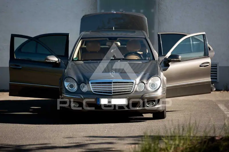 2007 Mercedes Benz E 200
