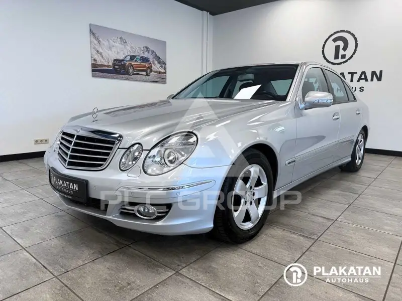 2007 Mercedes Benz E 200