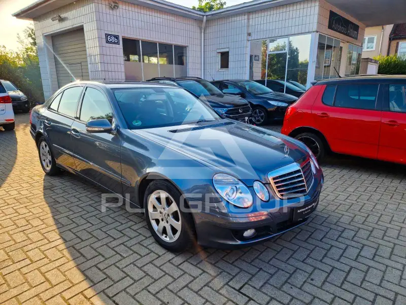 2007 Mercedes Benz E 200