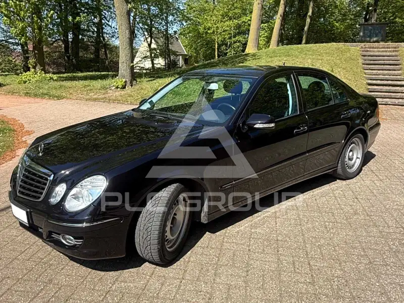 2007 Mercedes Benz E 200