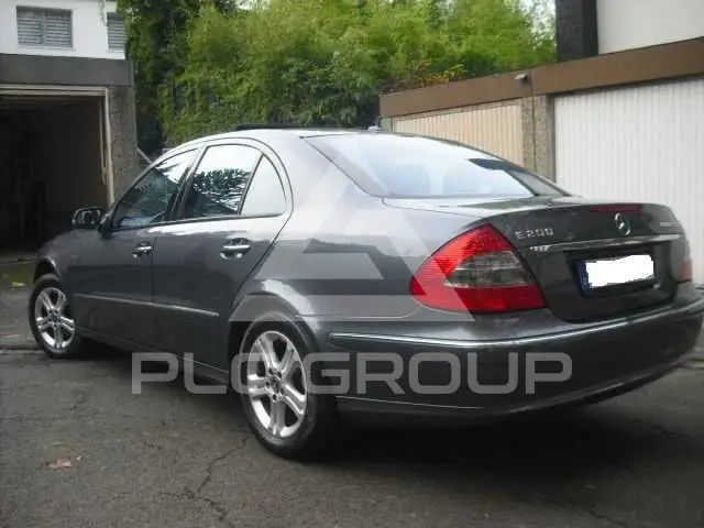 2007 Mercedes Benz E 200