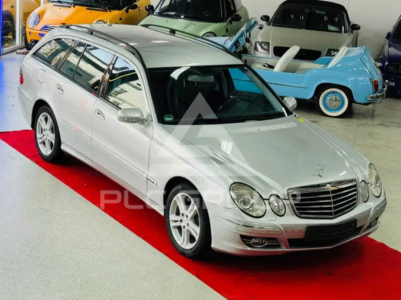 2007 Mercedes Benz E 200