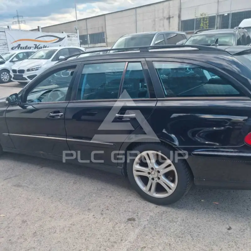 2007 Mercedes Benz E 200