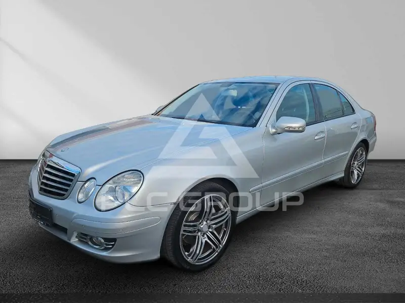 2007 Mercedes Benz E 200