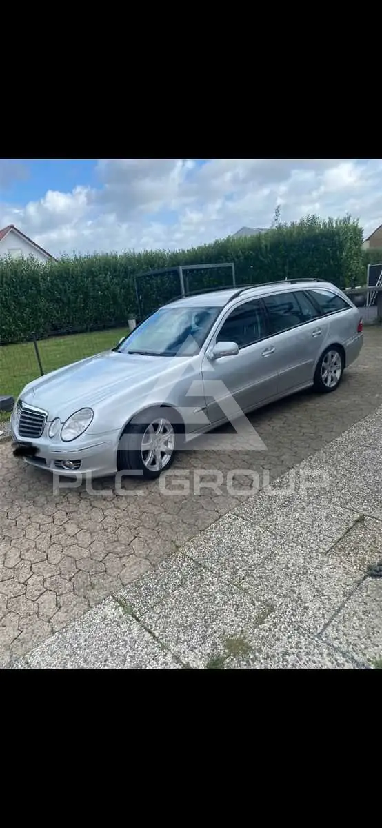 2007 Mercedes Benz E 200