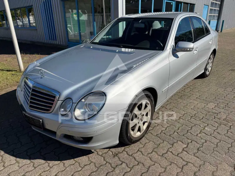 2007 Mercedes Benz E 200