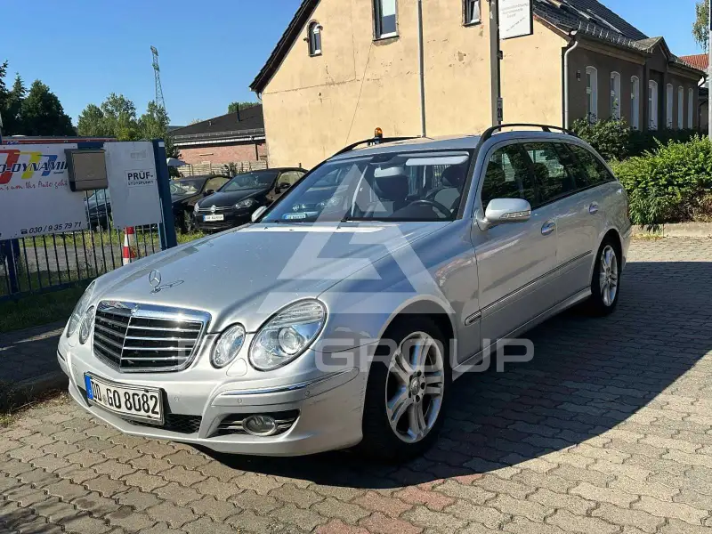 2007 Mercedes Benz E 200