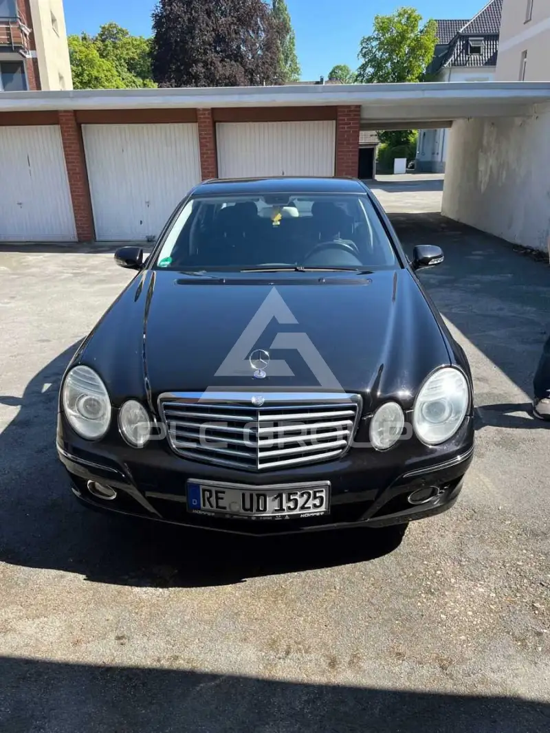 2007 Mercedes Benz E 200
