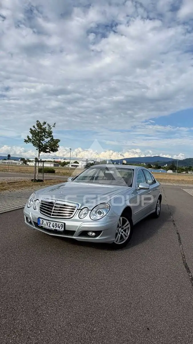 2007 Mercedes Benz E 200