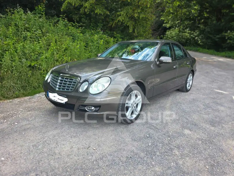 2007 Mercedes Benz E 200
