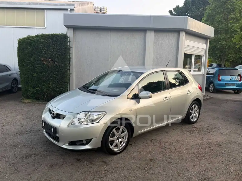 2007 Toyota AURIS