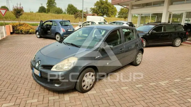 2007 Renault Clio