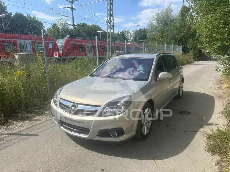 2007 Opel Signum