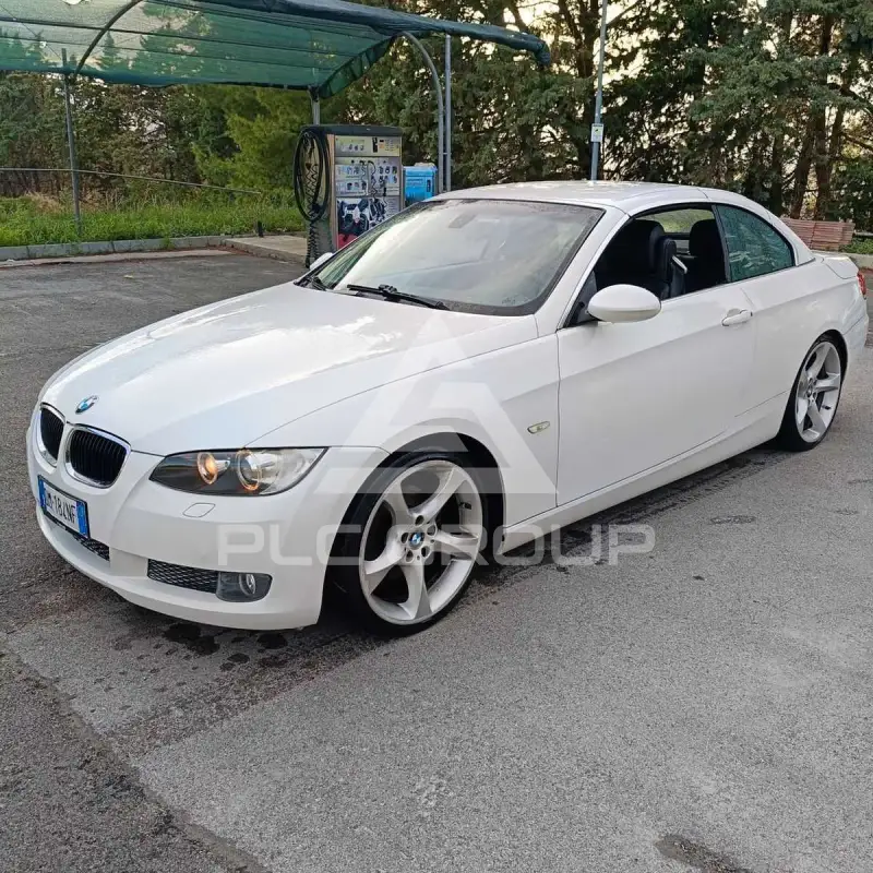 2008 BMW 320