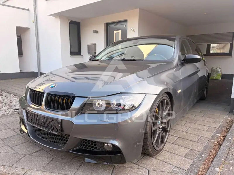 2008 BMW 320