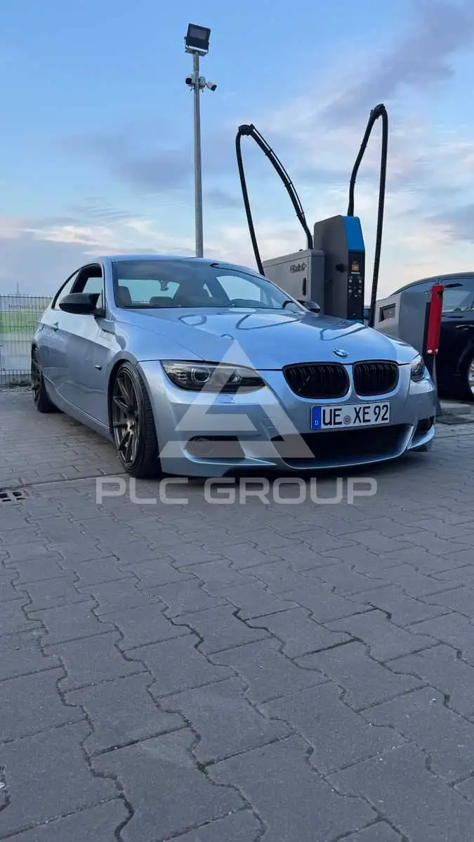 2008 BMW 320