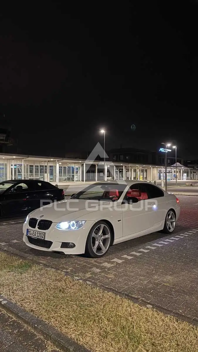 2008 BMW 320
