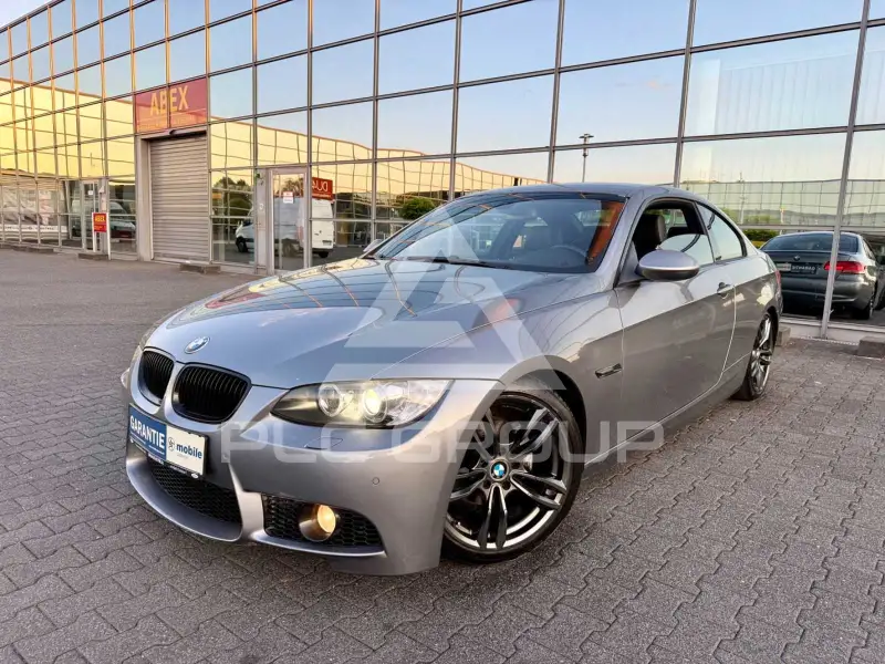 2008 BMW 320
