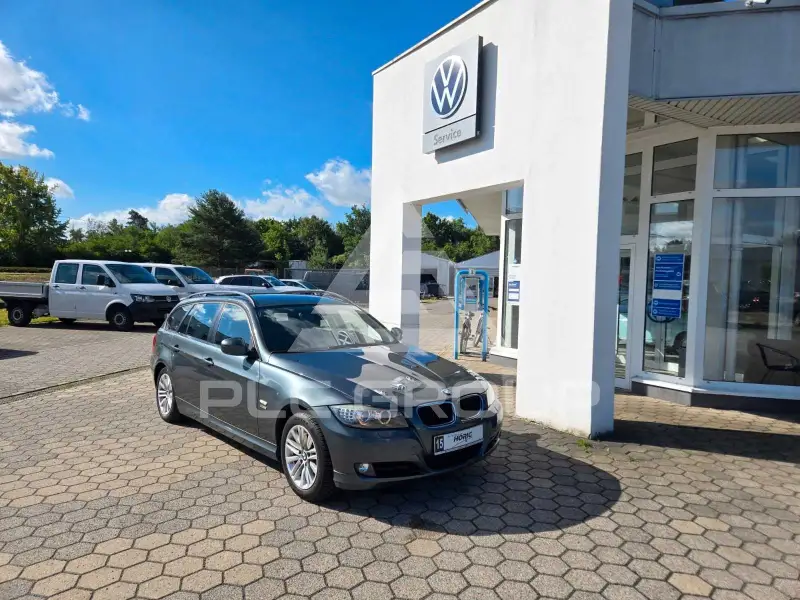 2008 BMW 320