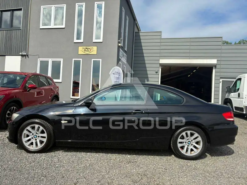 2008 BMW 320
