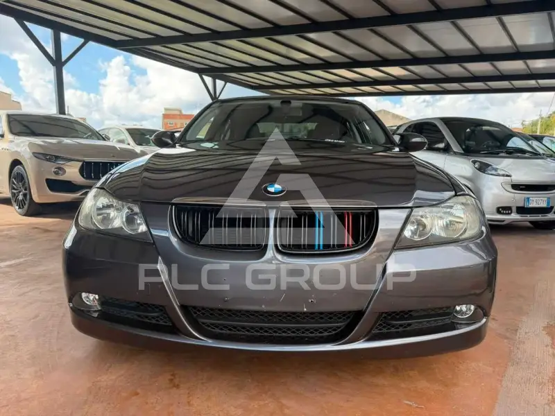 2008 BMW 320