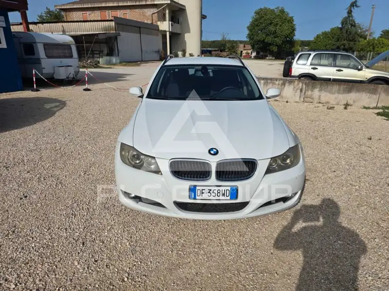 2008 BMW 320