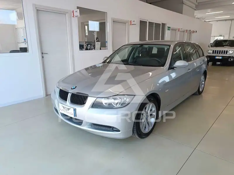 2008 BMW 320