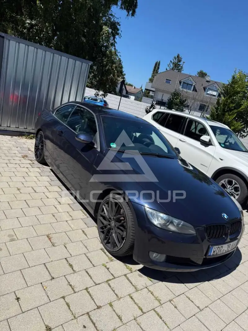 2008 BMW 320