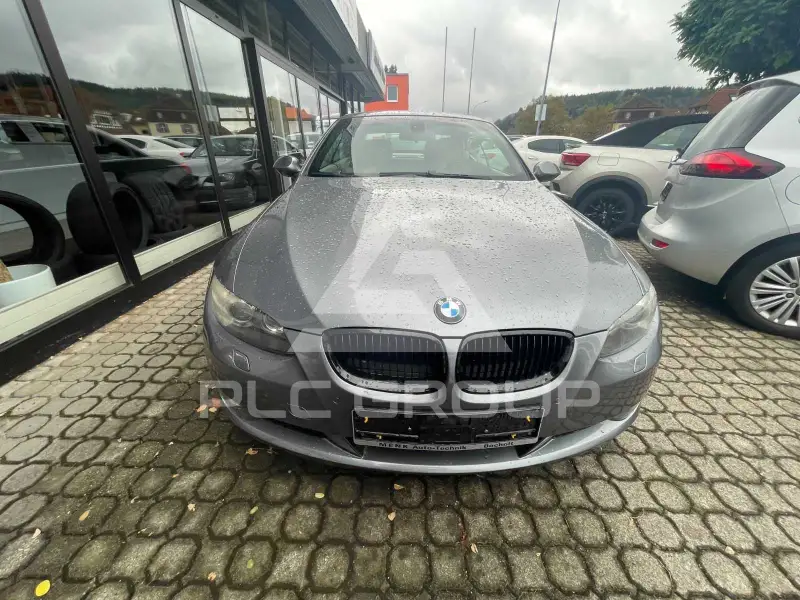 2008 BMW 330
