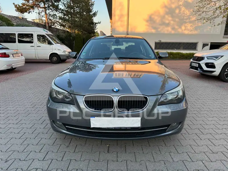 2008 BMW 520