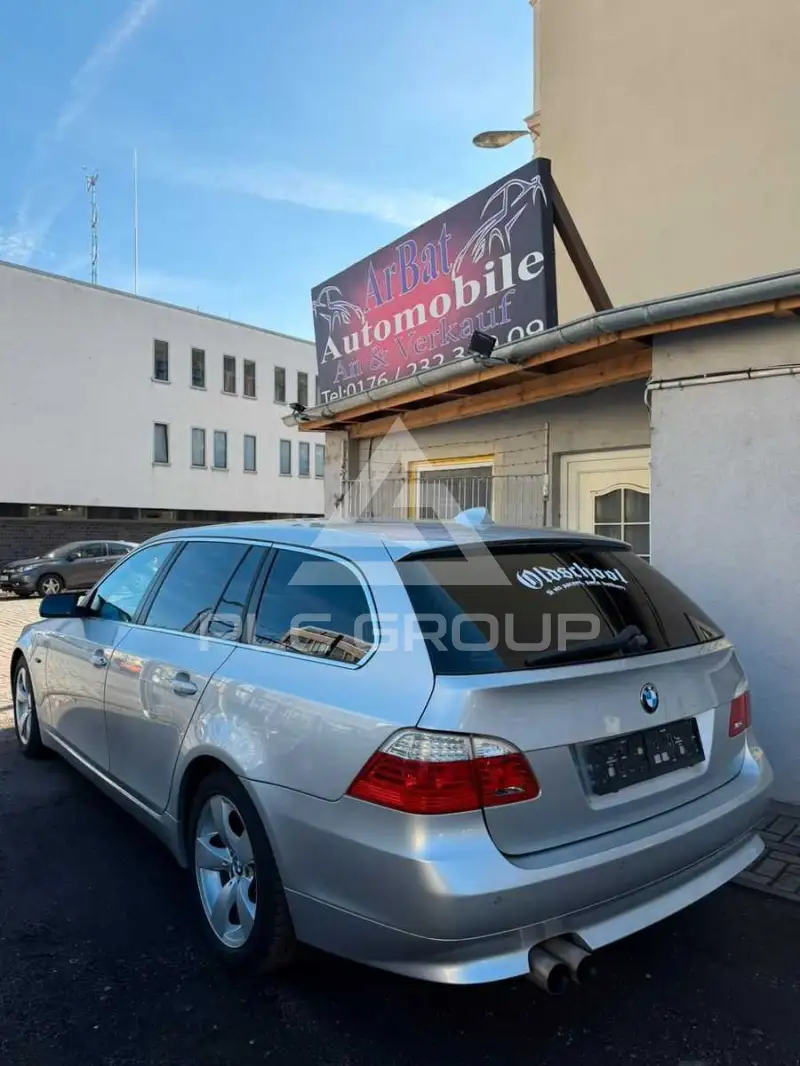 2008 BMW 520