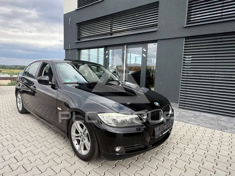 2008 BMW 318