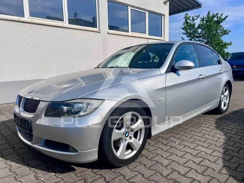 2008 BMW 318
