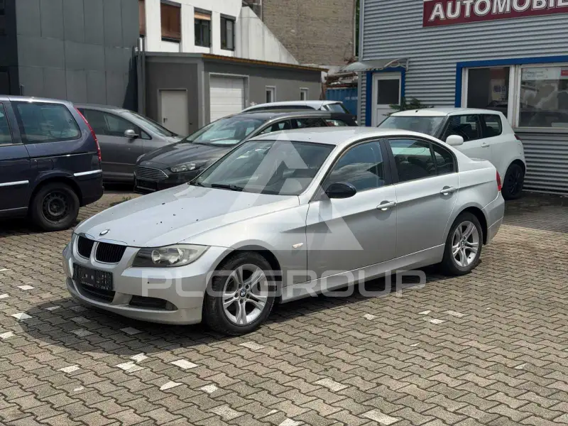 2008 BMW 318