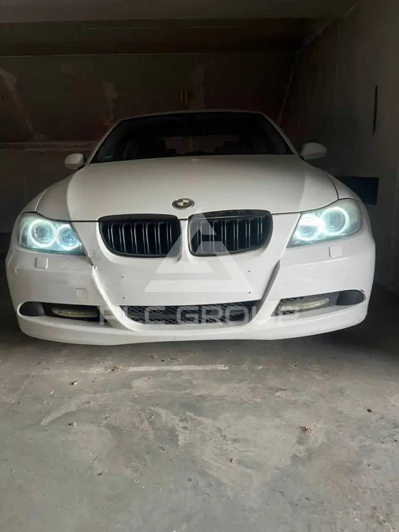 2008 BMW 318
